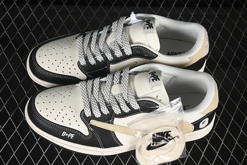 All categories Air Jordan Jordan series basketball shoes Air Jordan 1 Low High-end customized low-top sneakers Travis Scott x Fragment Design x Air Jordan 1 Low OG SP AJ1 Bape joint white and black toe low-top cultural casual sneakers JJ2508-552